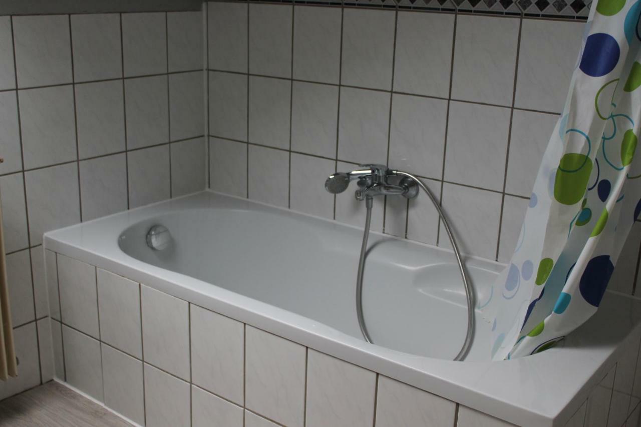 Gasthof Roessle Ochsenwang Bissingen an der Teck 외부 사진